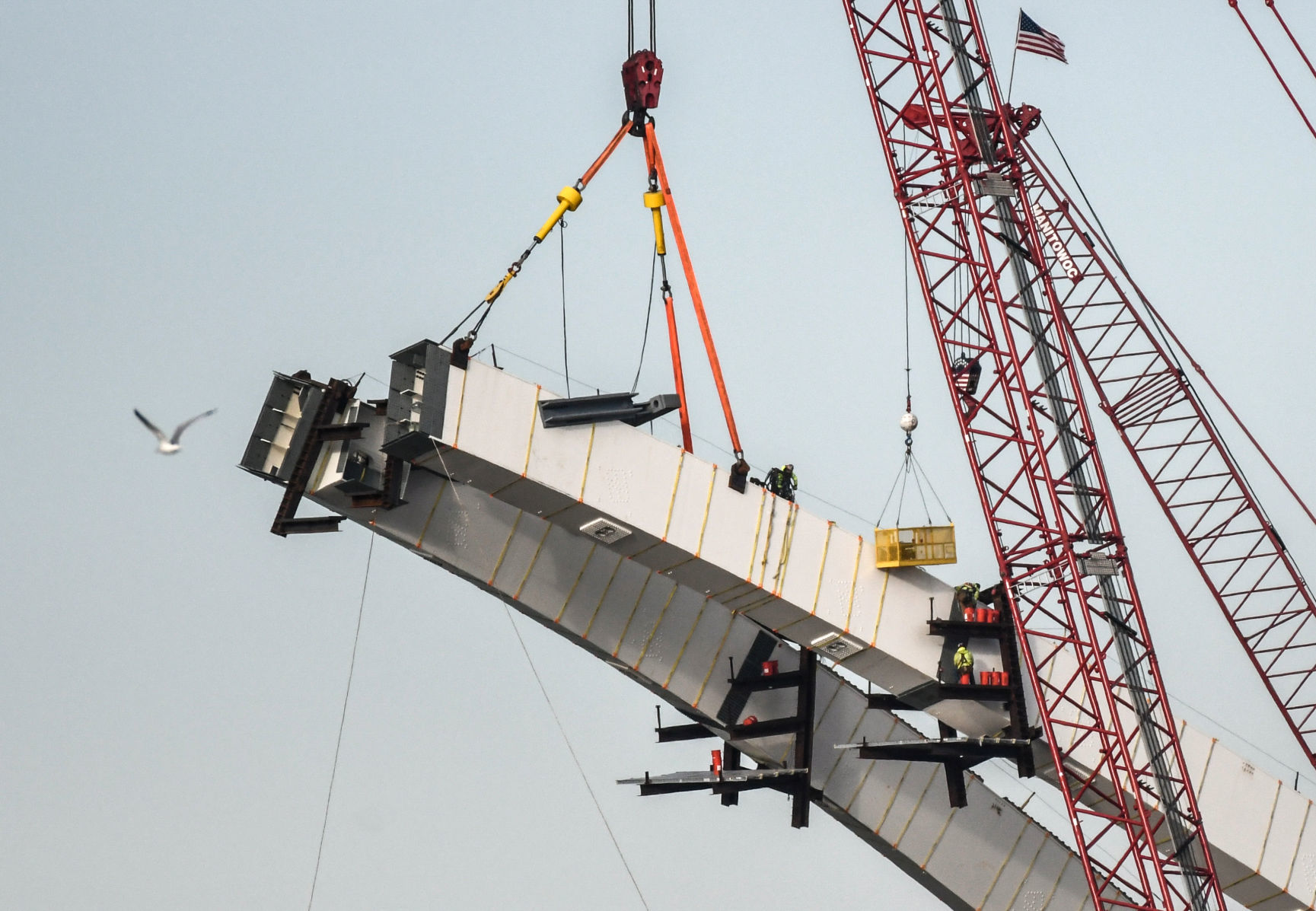 111519-mda-nws-bridgeconst-228.jpg